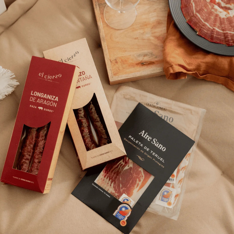 Detalle de los productos incluidos en el Pack Jamón y Vino de Aire Sano