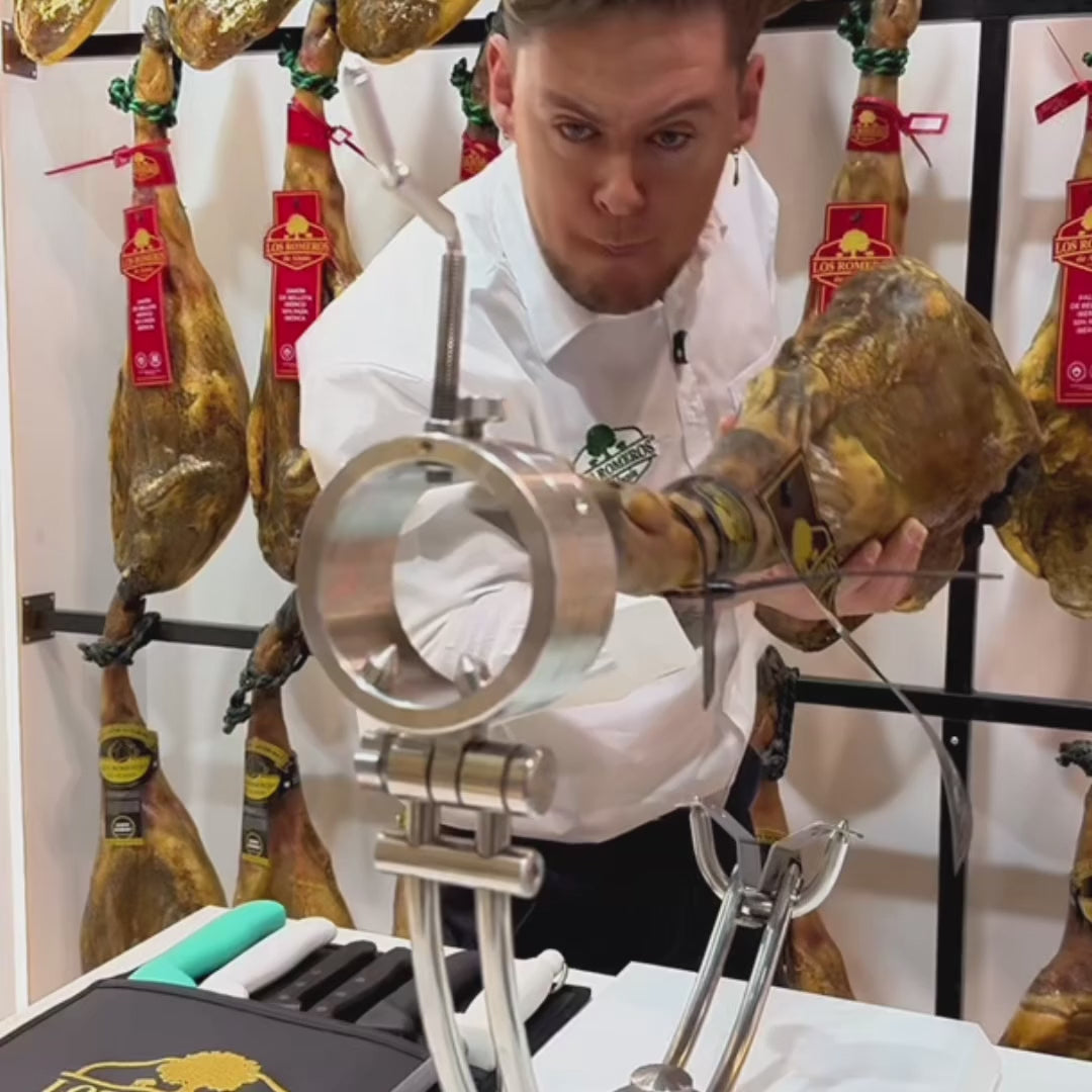 Cargar vídeo: Jamón de Bellota 100% Ibérico | Los Romeros de Alanís
