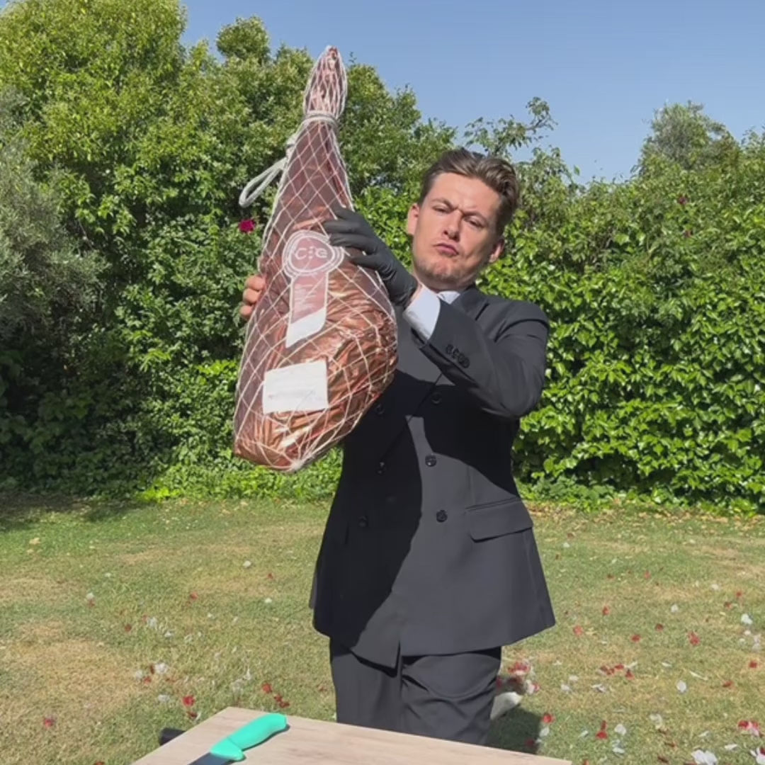 Cargar vídeo: Jamón «Fusión» | Castro y Gonzalez