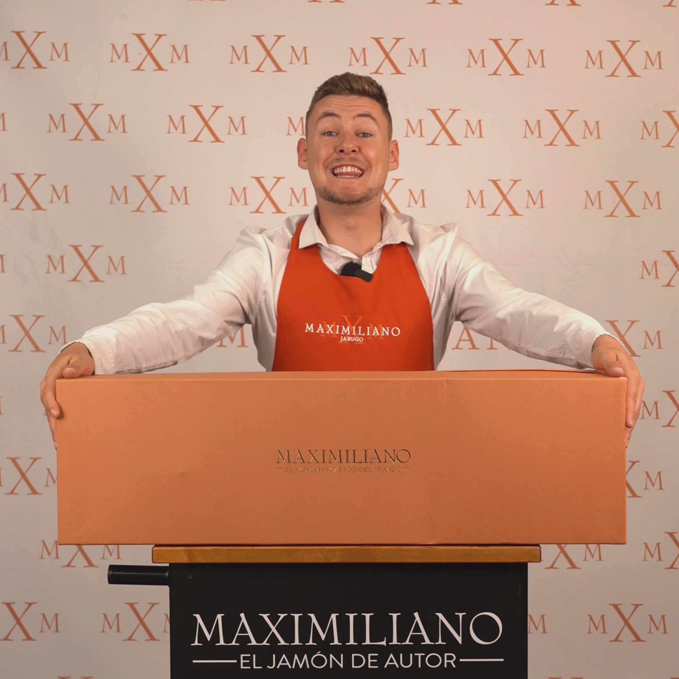 Cargar vídeo: Jamón MXM D.O.P Jabugo Bellota 100% Ibérico | Maximiliano