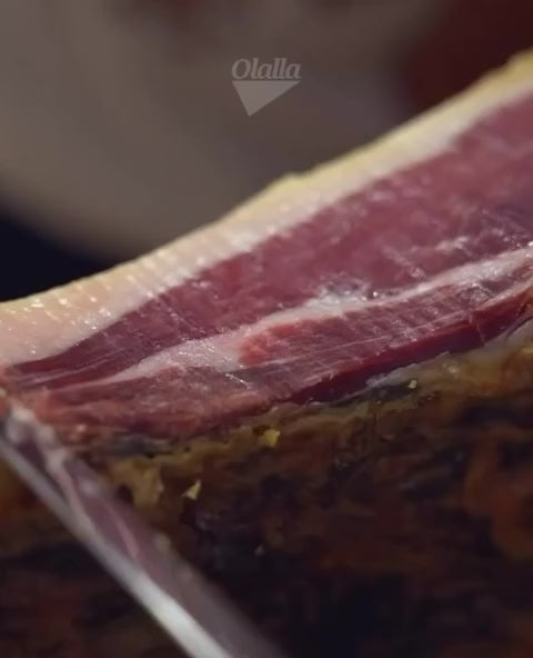Cargar vídeo: Jamón Cebo de Campo Ibérico 50% raza ibérica + Lomo Cebo de Campo Ibérico 50% raza ibérica | Olalla