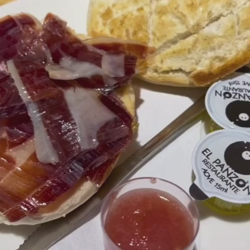 Cargar vídeo: Paleta de Cebo de Campo ibérica 50% raza ibérica | Olalla