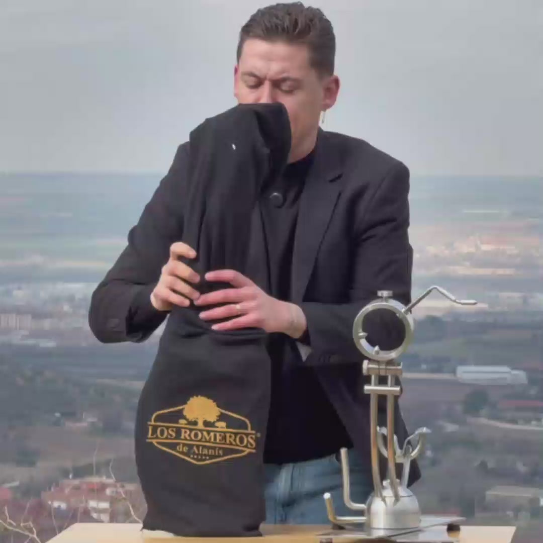 Cargar vídeo: Paleta de Bellota 100% Ibérica | Los Romeros de Alanís