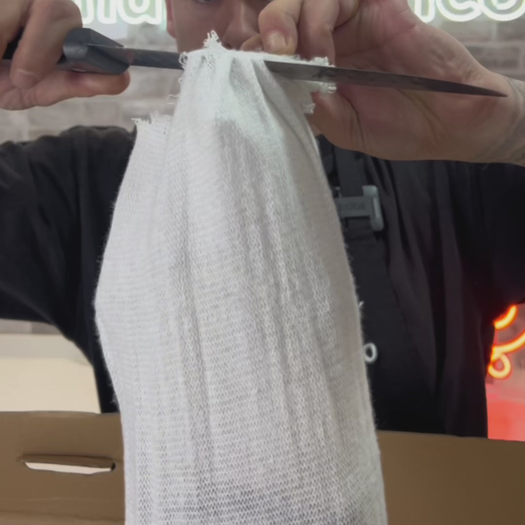 Cargar vídeo: Jamón de Teruel D.O.P Oro Blanco | Aire Sano