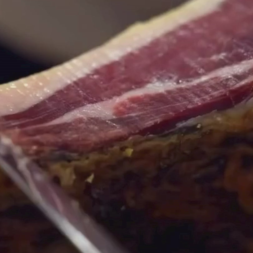 Cargar vídeo: Jamón de Bellota Ibérico 75% Raza Ibérica | Olalla